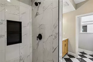 3906 Edwards Rd, Cincinnati, OH 45209 - Photo 28