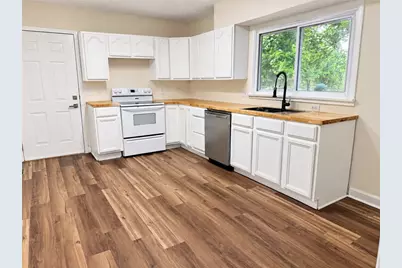 3366 North Drive, Beavercreek, OH 45432 - Photo 2