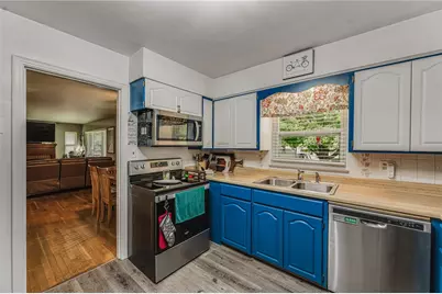 24 E Orchard Springs Drive, Dayton, OH 45415 - Photo 6