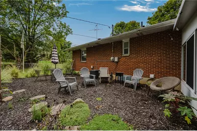 24 E Orchard Springs Drive, Dayton, OH 45415 - Photo 32