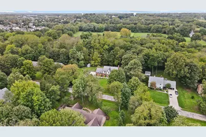1079 Berryhill Road, Bellbrook, OH 45305 - Photo 4