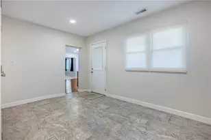 9748 Old Dayton Rd, Dayton, OH 45417 - Photo 12