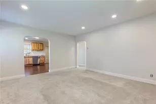 9748 Old Dayton Rd, Dayton, OH 45417 - Photo 6