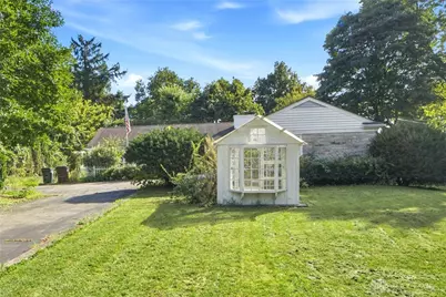 320 Sandhill Road, Fairborn, OH 45324 - Photo 4