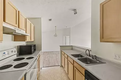 1655 Piper Lane #206, Dayton, OH 45440 - Photo 6