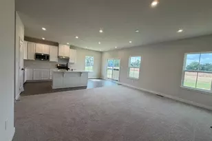 1924 Wildflower, Fairborn, OH 45324 - Photo 2