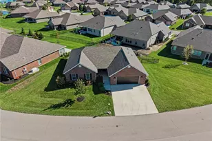 864 W Bentley Cir, Troy, OH 45373 - Photo 46