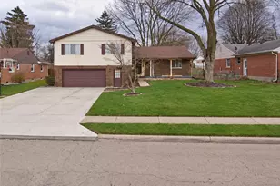 2732 Balsam Dr, Springfield, OH 45503 - Photo 1