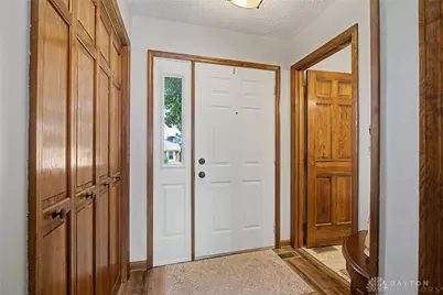 129 W Van Lake Drive, Vandalia, OH 45377 - Photo 6