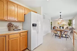 8300 Normandy Creek Dr, Washington Twp, OH 45458 - Photo 32