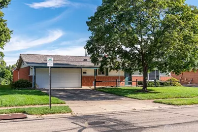 1021 Cottage Court Drive, Fairborn, OH 45324 - Photo 2