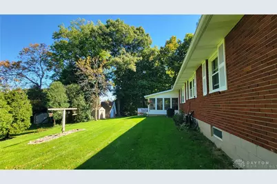324 Oakridge Drive, Springfield, OH 45504 - Photo 16