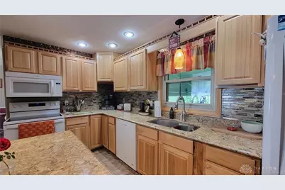 324 Oakridge Drive, Springfield, OH 45504 - Photo 26