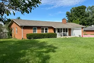 3142 Bell Dr, Fairborn, OH 45324 - Photo 1