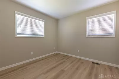 1530 S Alex Road, West Carrollton, OH 45449 - Photo 14