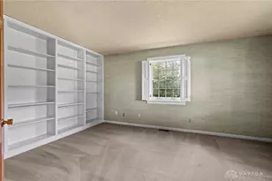 718 Banbury Rd, Dayton, OH 45459 - Photo 18