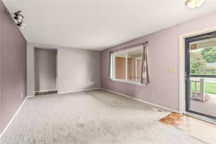 230 S Dorset Rd, Troy, OH 45373 - Photo 8