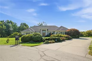 2460 Quorn Ct, Washington Twp, OH 45458 - Photo 6