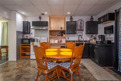 712 W Main Street, Fairborn, OH 45324 - Photo 2
