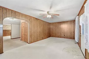 13 N Maple St, Jamestown Vlg, OH 45335 - Photo 12