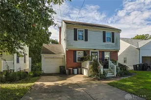 6909 Bryn Mawr Dr, Cincinnati, OH 45224 - Photo 2