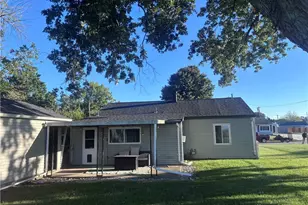 821 Foley Dr, Vandalia, OH 45377 - Photo 2
