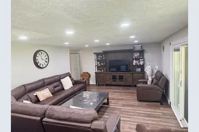 202 Anton Court, Centerville, OH 45458 - Photo 2