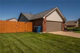 8030 Chipgate Ct, Huber Heights, OH 45424 - Photo 30