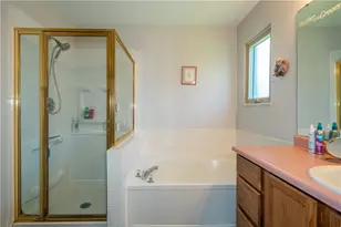 8030 Chipgate Ct, Huber Heights, OH 45424 - Photo 18