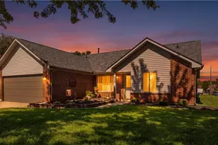 8030 Chipgate Ct, Huber Heights, OH 45424 - Photo 2