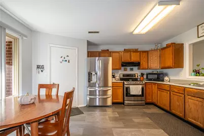 8030 Chipgate Court, Huber Heights, OH 45424 - Photo 4