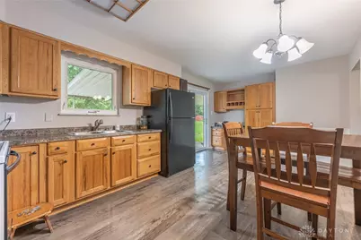 9719 Mintwood Road, Clearcreek Twp, OH 45458 - Photo 10