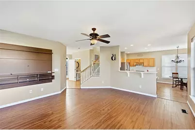 2639 Royal Gateway, Beavercreek, OH 45431 - Photo 8