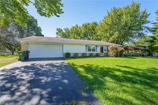 3078 Vineland Trail, Beavercreek, OH 45430 - Photo 2