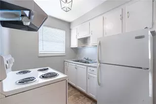 1588 Glenbeck Ave, Kettering, OH 45409 - Photo 8