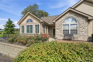 124 Villa Pointe Dr, Springboro, OH 45066 - Photo 2