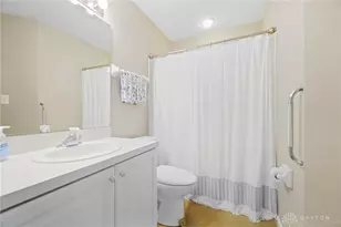 124 Villa Pointe Dr, Springboro, OH 45066 - Photo 40