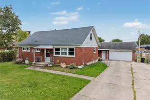 4143 Middle Urbana Rd, Springfield, OH 45503 - Photo 1