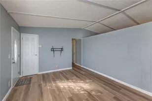 751 Hedwick St, New Carlisle, OH 45344 - Photo 14