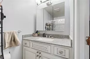 7389 Colegrove Dr, Huber Heights, OH 45424 - Photo 18
