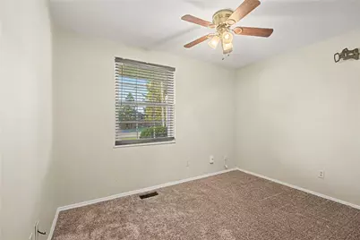 6637 Taylorsville Road, Huber Heights, OH 45424 - Photo 22