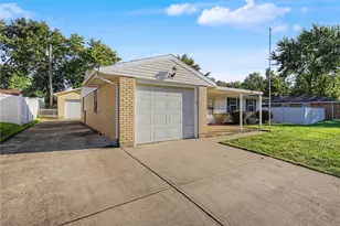 6637 Taylorsville Rd, Huber Heights, OH 45424 - Photo 2