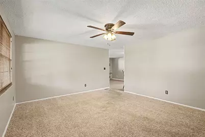 6637 Taylorsville Road, Huber Heights, OH 45424 - Photo 8