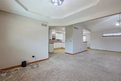 5984 Tyler Point Drive, Fairfield, OH 45011 - Photo 10