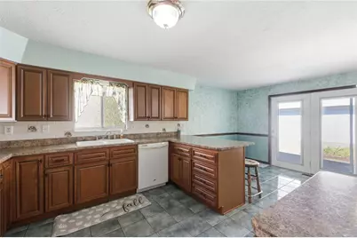 1824 Burrowes Boulevard, Fairborn, OH 45324 - Photo 16