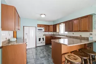 1824 Burrowes Blvd, Fairborn, OH 45324 - Photo 20