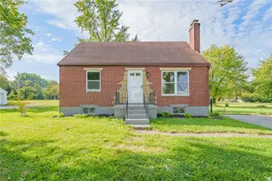 3869 Kemp Rd, Beavercreek, OH 45431 - Photo 1