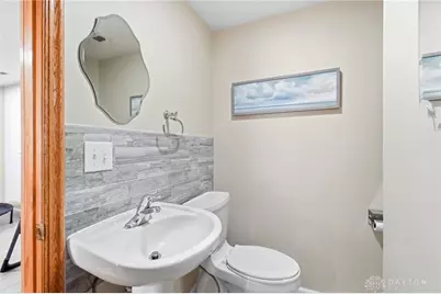 421 Greenport Drive, West Carrollton, OH 45449 - Photo 34
