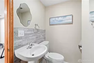 421 Greenport Dr, West Carrollton, OH 45449 - Photo 34