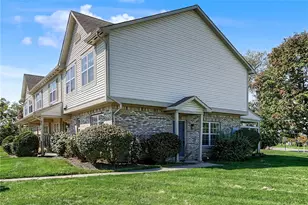 9267 Captiva Bay Dr, Miamisburg, OH 45342 - Photo 4